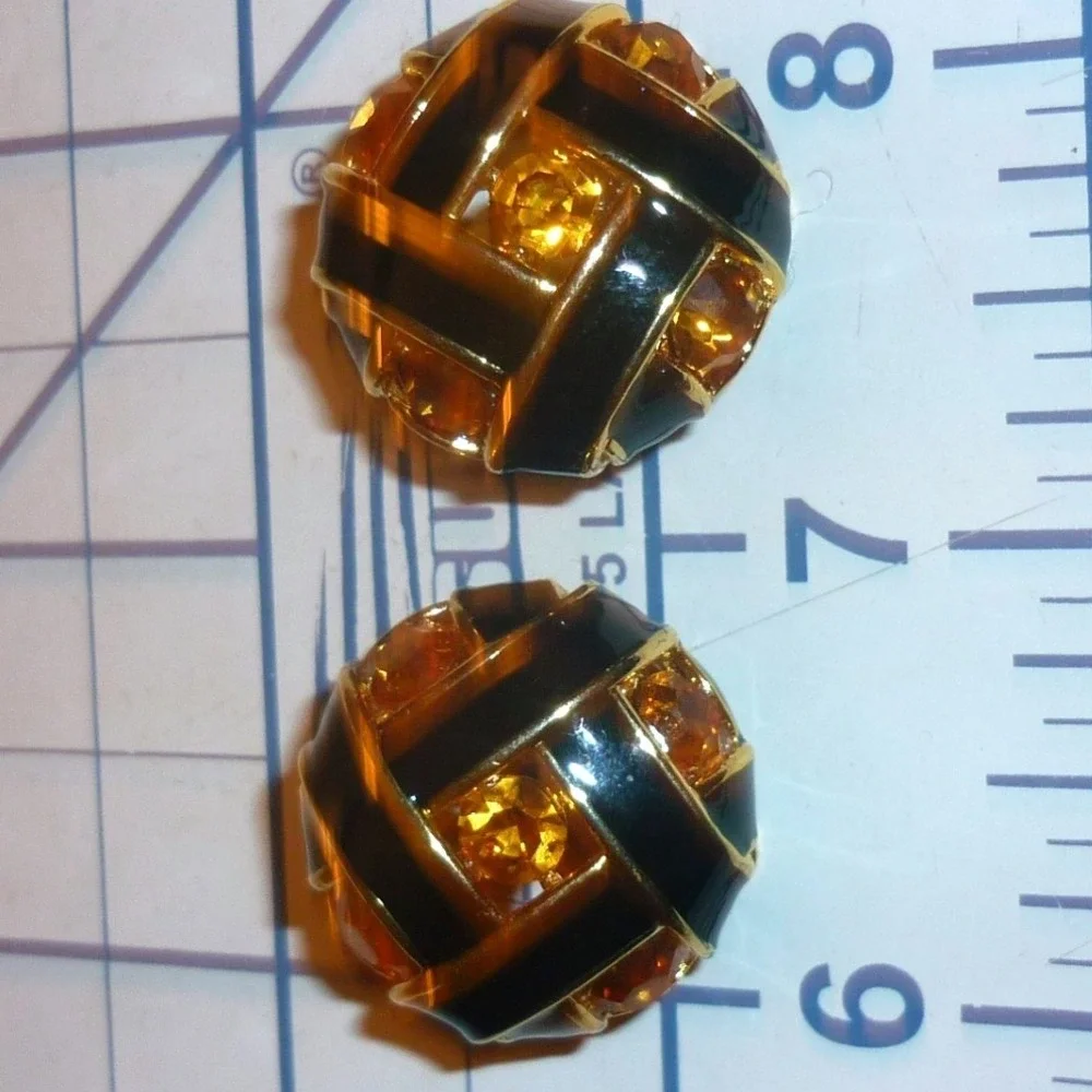 Vintage NOS Sue Ellen England Black Enamel Gold Tone Crystal Clip On Earrings